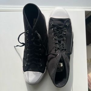 Men’s Classic High Top Black Sneaker